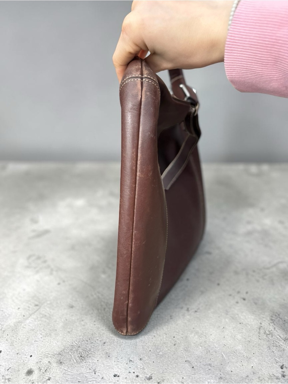 Vintage Coach Soho in Classic Brown Leather - Picture 3 of 6